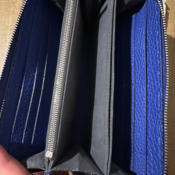 Fendi wallet - Picture 4 of 5